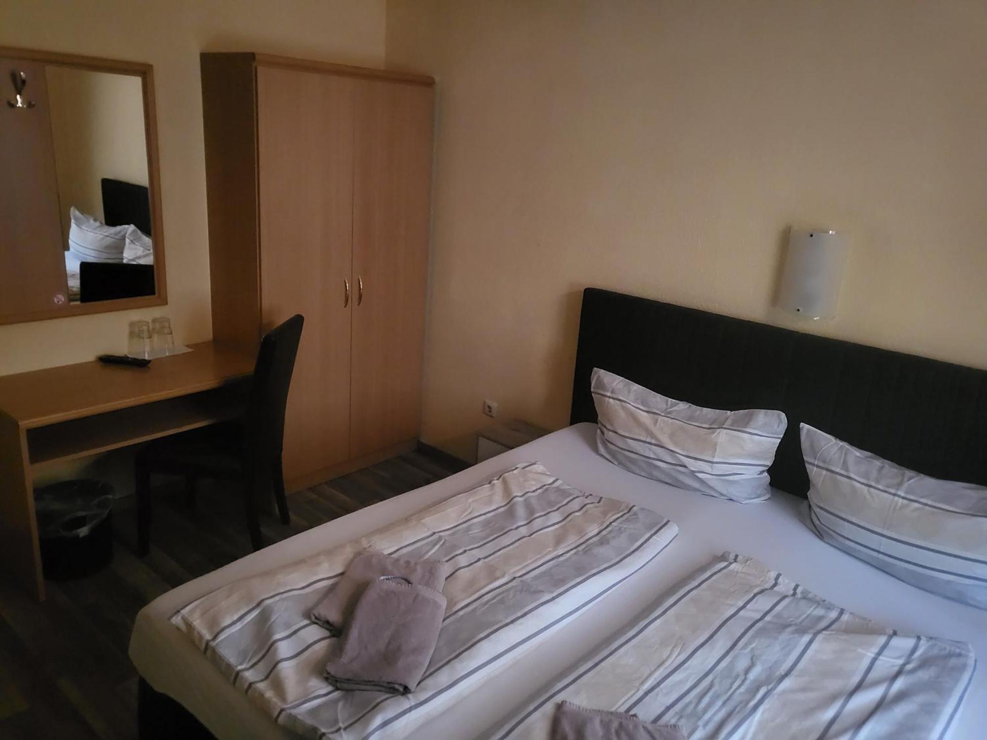 Pension Kuehnauer Hof Dessau-Rosslau المظهر الخارجي الصورة